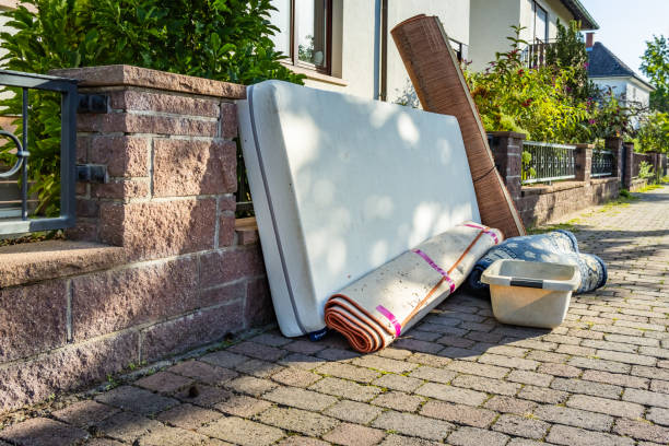 Best Yard Waste Removal  in Roosevelt Park, MI